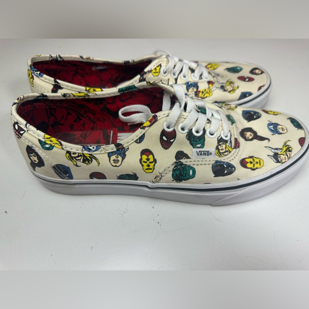 VansMarvel x Authentic 'Marvel Heads' Avengers Off White LaceUp Mens Sneakers 10 - Picture 11 of 15